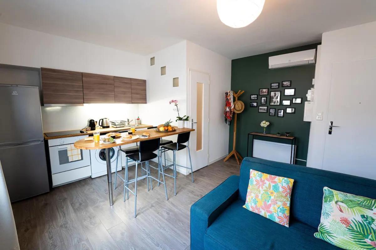 איגוס-מורטס Appartement Centre Village, Clim Et Parking Gratuit מראה חיצוני תמונה